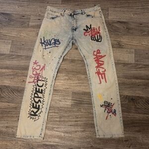 Men's Artistic Beige Jeans with Graphic Design
